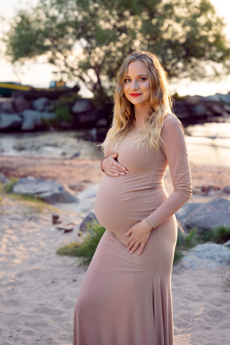 Sesja ciążowa Katarzyny - Gdynia Orłowo - falochron